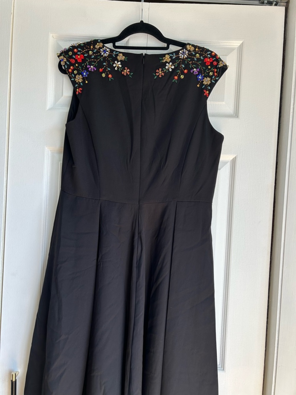 Ieena Mac Duggal Black Plunge Neck Beaded Shoulder Midi Dress - Picture 3 of 5